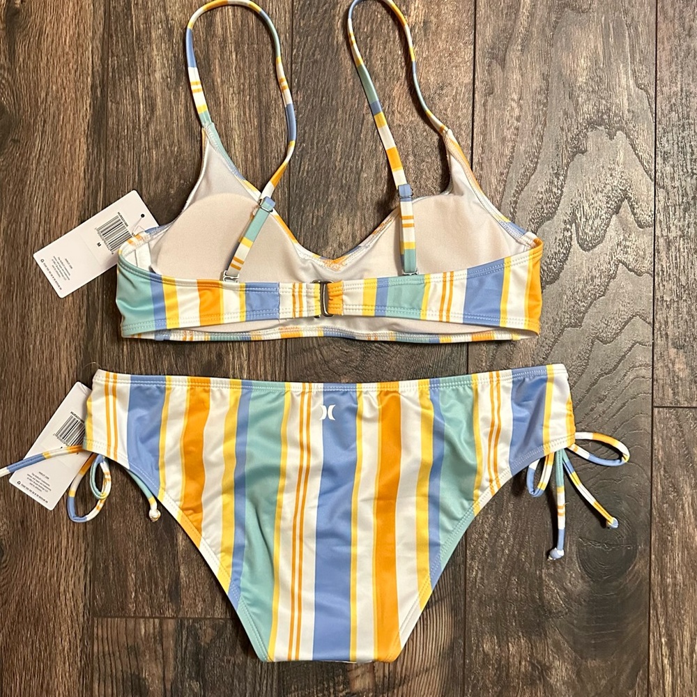 Hurley 2 piece bikini BNWT size medium - Picture 8 of 16